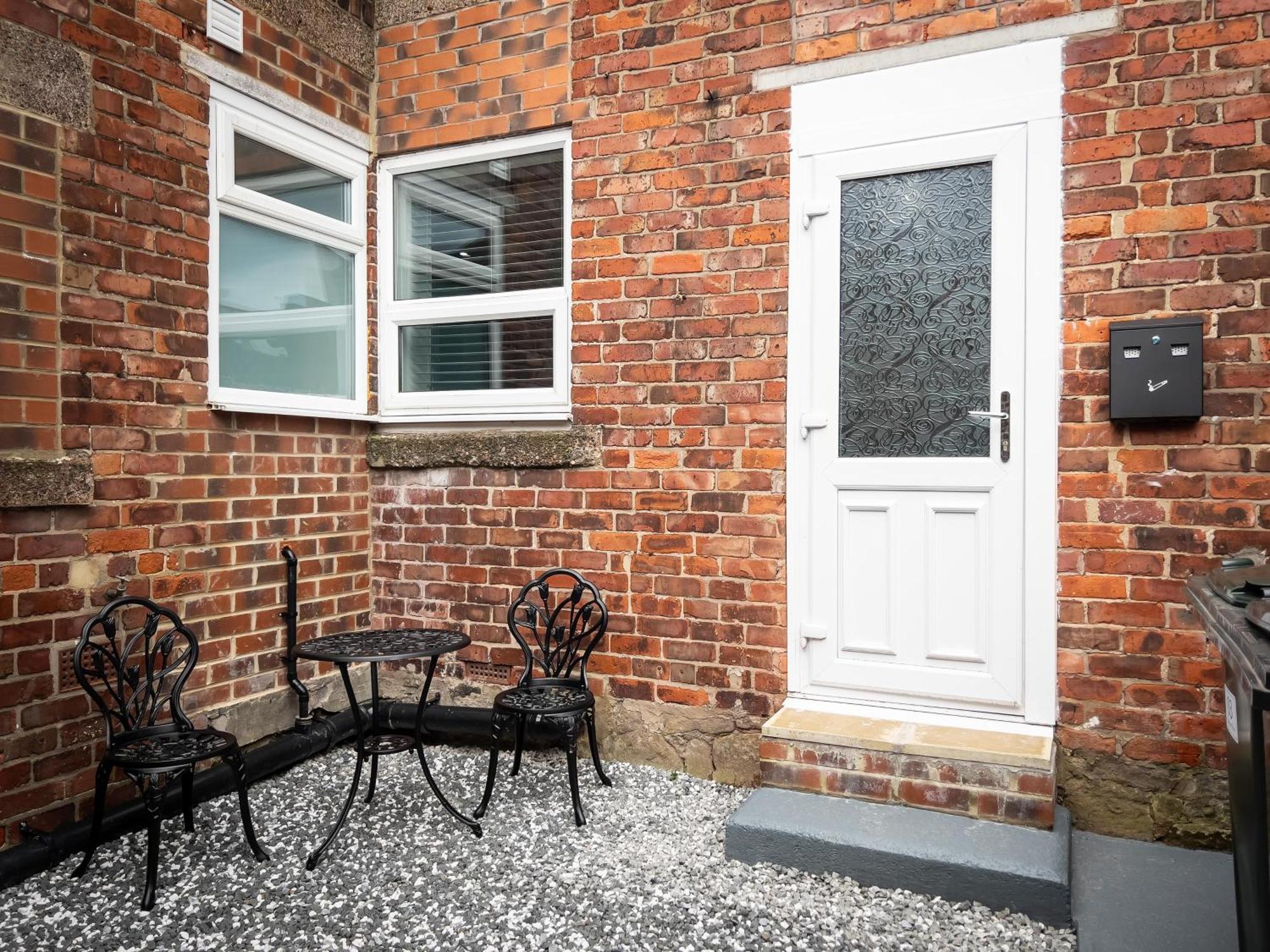 Newly Refurbished 6 Person En-Suite Apartment Tyne & Wear Newcastle Upon Tyne Killingworth Esterno foto